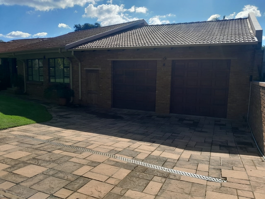 3 Bedroom Property for Sale in Protea Park North West